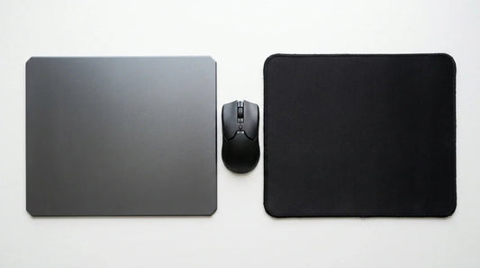 Tapis de souris rigide ou souple : lequel choisir ? - La Planète Gaming